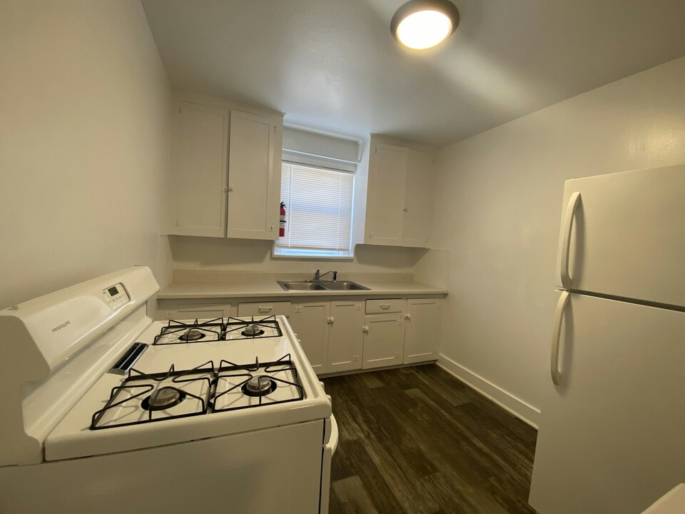 609 St Joseph St in Rapid City, SD - Foto de edificio