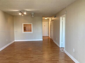1000 Michigan Ave in Miami Beach, FL - Building Photo - Building Photo