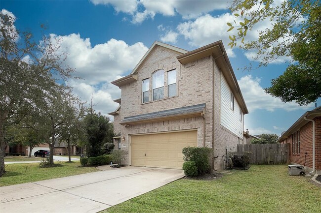 12802 Flat Creek Dr in Pearland, TX - Building Photo - Building Photo