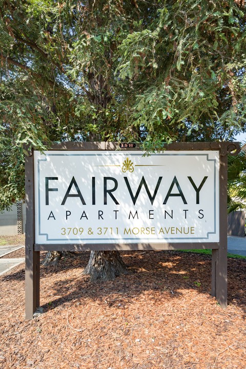 Fairway Apartments in Sacramento, CA - Building Photo