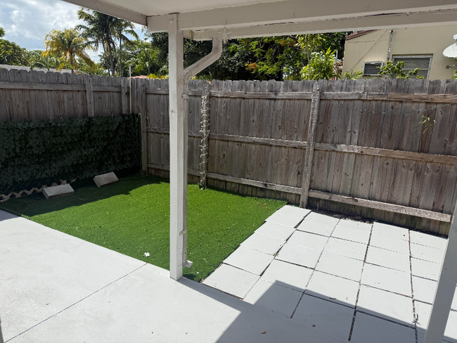 55 NW 64th Ct in Miami, FL - Building Photo - Building Photo