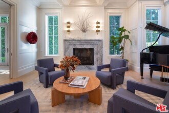 1580 Sorrento Dr in Los Angeles, CA - Building Photo - Building Photo