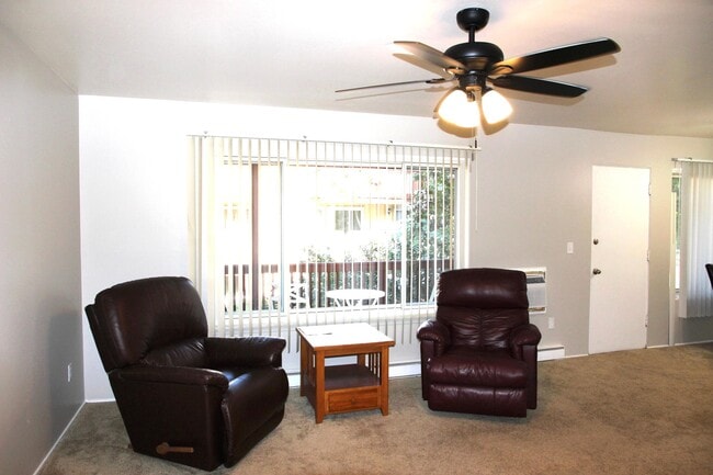 4190 Packard St in Ann Arbor, MI - Building Photo - Building Photo