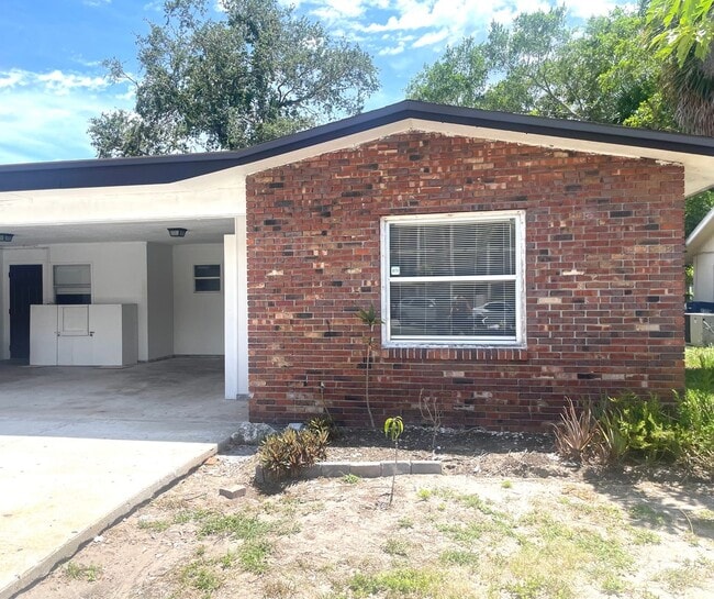 property at 2216 Flamingo Blvd