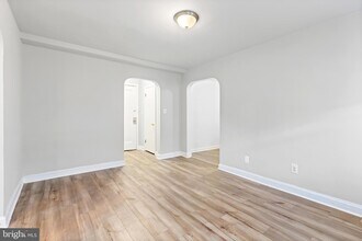 215 Oakwood St SE in Washington, DC - Building Photo - Building Photo