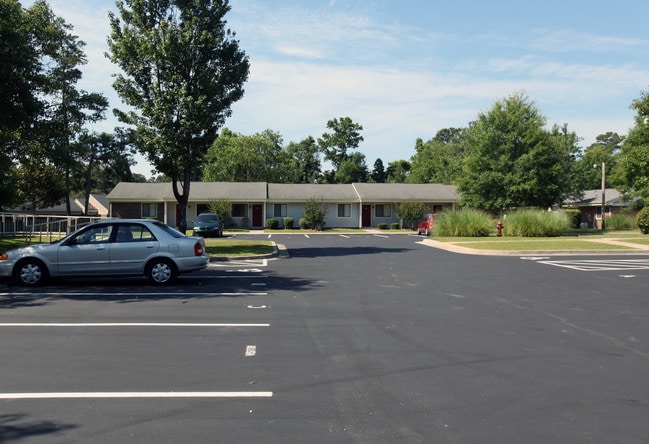 Fiddler’s Creek Apartments in Southport, NC - Building Photo - Building Photo