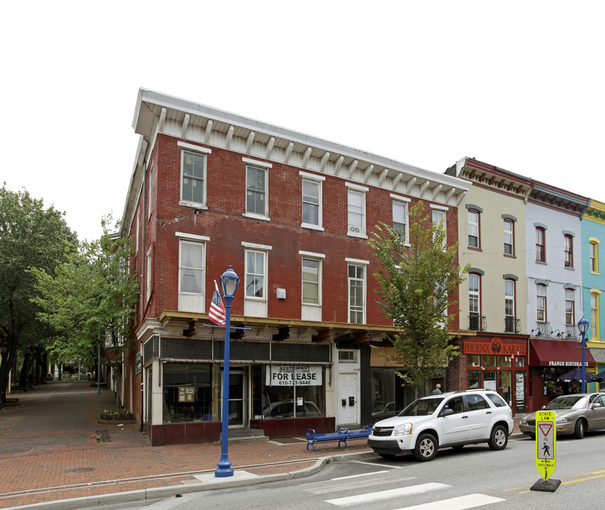 220-222 Bridge St in Phoenixville, PA - Building Photo