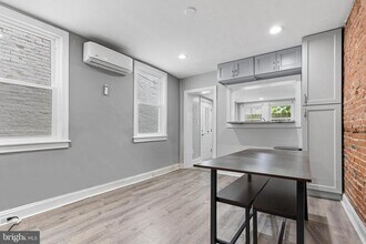 129 E West St in Baltimore, MD - Building Photo - Building Photo