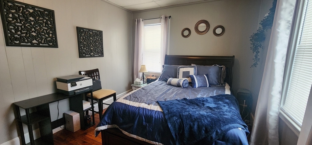 84 Bristow St, Unit #1 in Saugus, MA - Building Photo