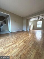 1722 Brightwell Ct in Waldorf, MD - Building Photo