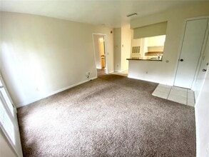 10105 N Alafaya Trail in Orlando, FL - Building Photo - Building Photo