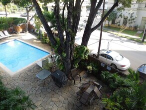 1190 Wilder Ave in Honolulu, HI - Building Photo - Building Photo