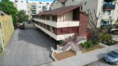 5118 Klump Ave in North Hollywood, CA - Building Photo - Building Photo