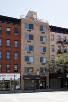 698 Tenth Ave in New York, NY - Building Photo