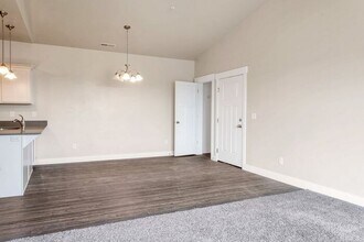 4030 W 1850 N in Lehi, UT - Foto de edificio - Building Photo