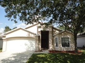 509 Sunset Beach Ct in Valrico, FL - Building Photo