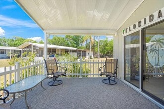 925 Iglesia Dr in North Port, FL - Building Photo - Building Photo