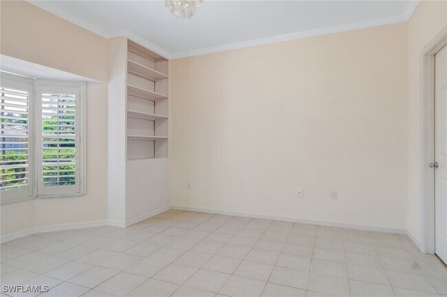 property at 512 Sugar Pine Ln