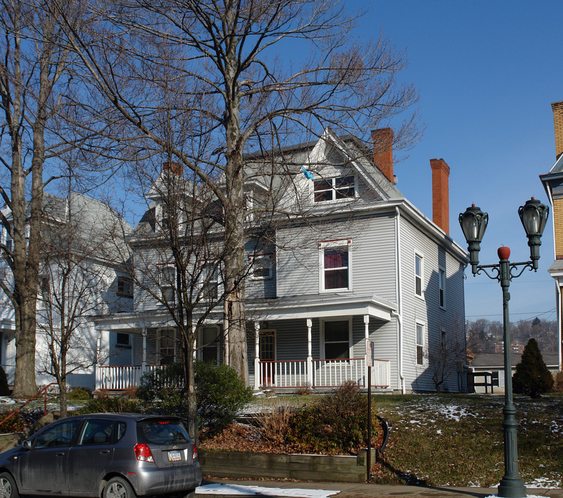 609-611 California Ave in Pittsburgh, PA - Building Photo