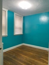 143 Shawmut St, Unit 1 in Chelsea, MA - Foto de edificio - Building Photo