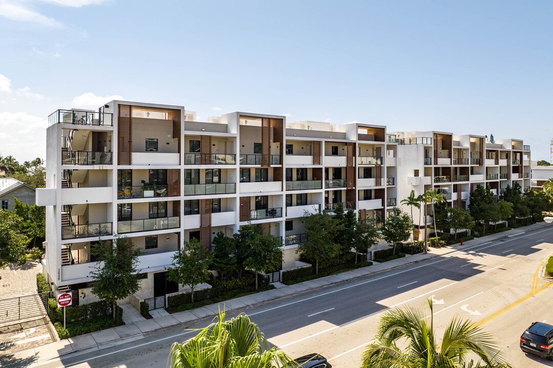 3030 N Ocean Blvd in Fort Lauderdale, FL - Building Photo