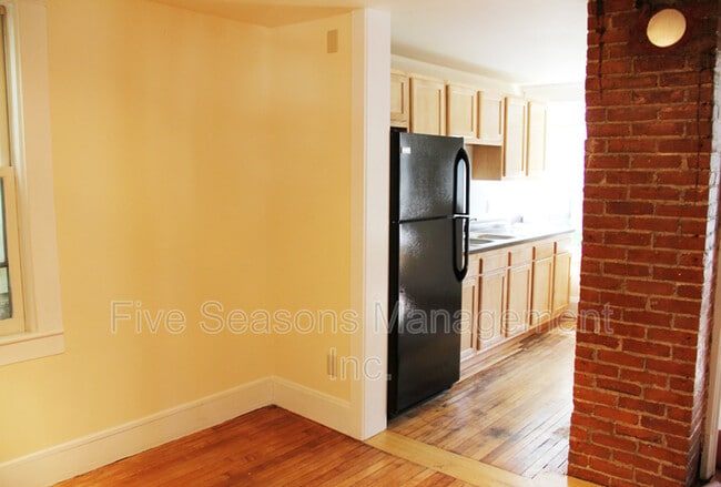 202 Pine St in Burlington, VT - Building Photo - Building Photo