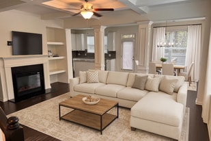 2680 Stonekey Bend in Lithonia, GA - Building Photo