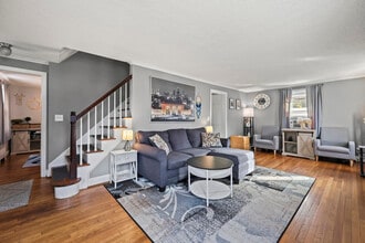 133 Robbins Ave in Newington, CT - Building Photo - Building Photo