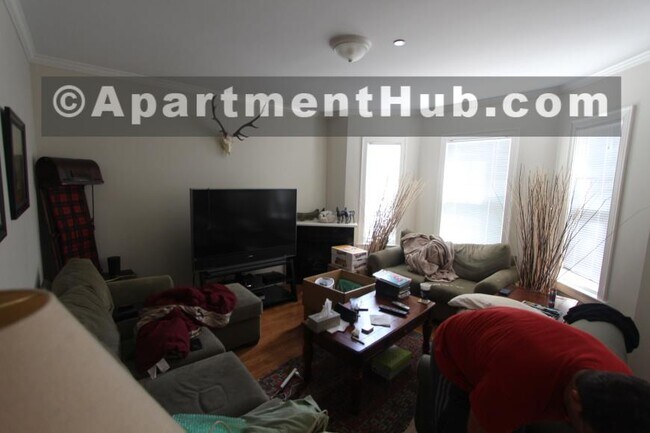 property at 9 Marney St