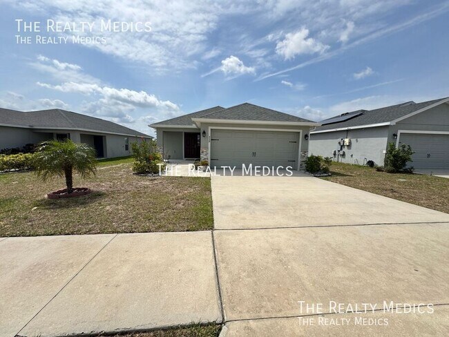 458 Pentas Ln in Haines City, FL - Building Photo - Building Photo