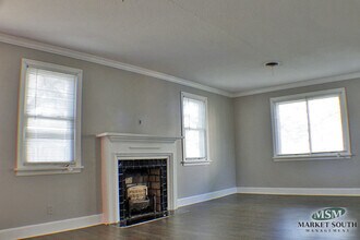 212 E 46th St in Savannah, GA - Building Photo - Building Photo