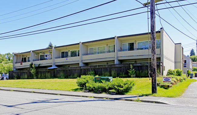 Nassau Gardens Apartments