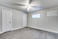 6518 Weston St photo'