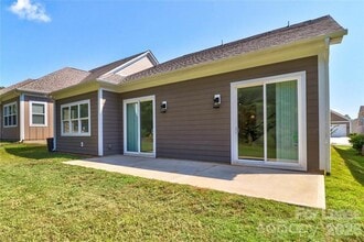 4535 Stellata Loop in Lake Norman of Catawba, NC - Building Photo - Building Photo