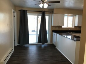 3852 Hawthorne Rd in Pocatello, ID - Foto de edificio - Building Photo