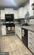 12 Wanda Ct in Mount Holly, NJ - Building Photo - Building Photo