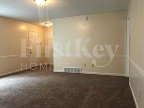 3926 Oak Branch Cir W in Memphis, TN - Building Photo - Building Photo