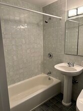76 Marshal St, Unit #1 in Brookline, MA - Building Photo - Building Photo