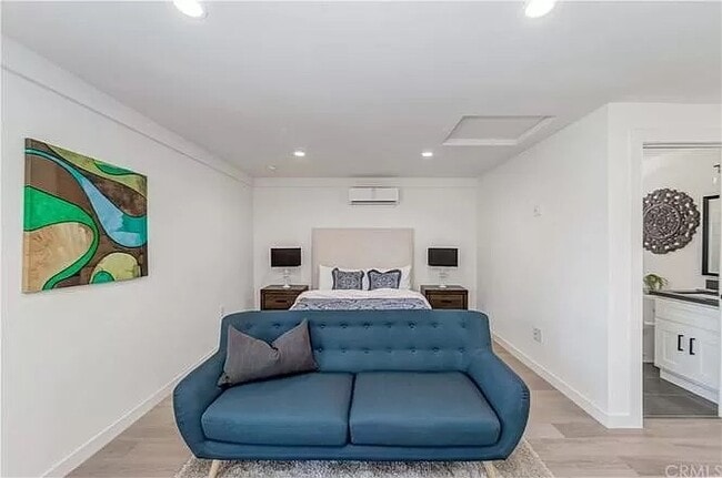 5729 W 76th St, Unit ADU in Los Angeles, CA - Building Photo - Building Photo