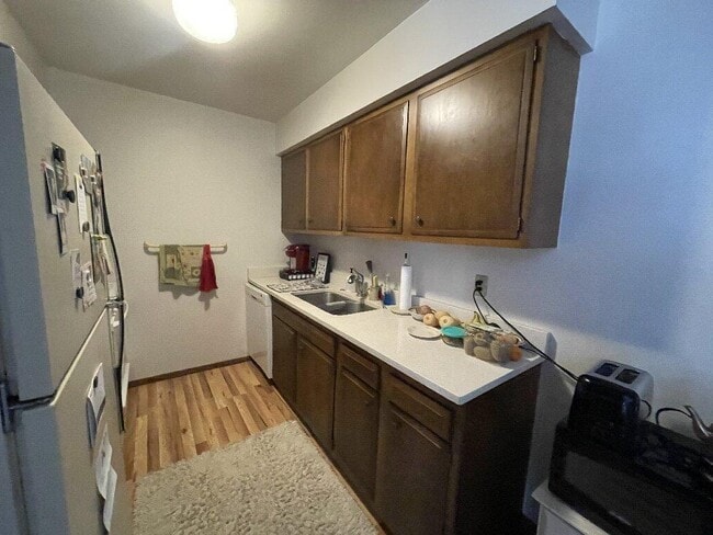 207 Williamsburg Dr in Thiensville, WI - Building Photo - Building Photo