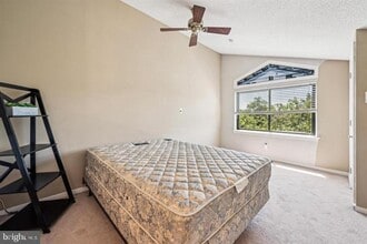 502 Gregorys Way in Voorhees Township, NJ - Building Photo - Building Photo