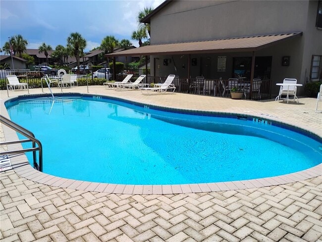 927 Capri Isles Blvd in Venice, FL - Building Photo - Building Photo