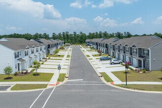 Arboretum at Brunswick Village in Leland, NC - Building Photo - Building Photo