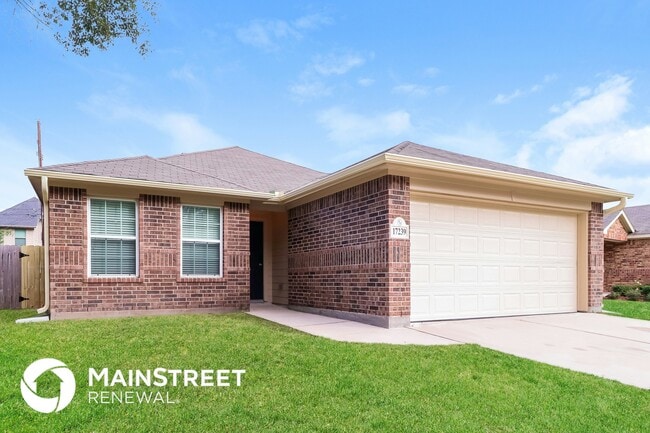 property at 17239 Glen Oaks Dr