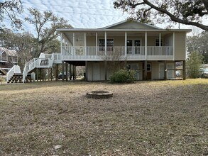 3825 C St SE in Bolivia, NC - Building Photo - Building Photo