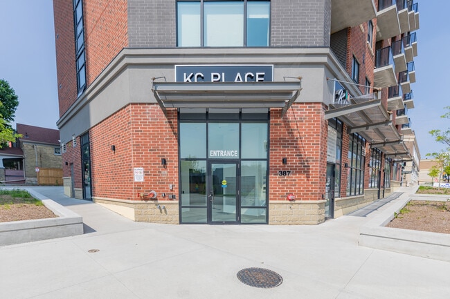 387 King St East in Kitchener, ON - Building Photo - Building Photo