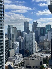 240 Biscayne Blvd, Unit 2609 in Miami, FL - Building Photo - Building Photo