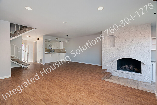 1915 Estrella De Mar Ct in Carlsbad, CA - Building Photo - Building Photo