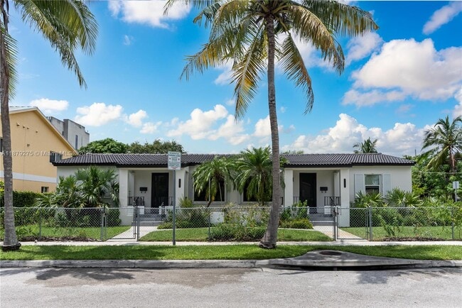 2100 SW 31st Ave in Miami, FL - Building Photo - Building Photo