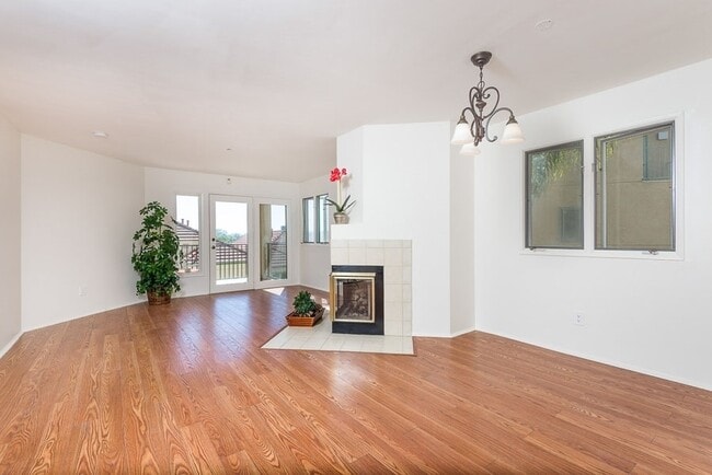 8148 Avenida Navidad in San Diego, CA - Building Photo - Building Photo